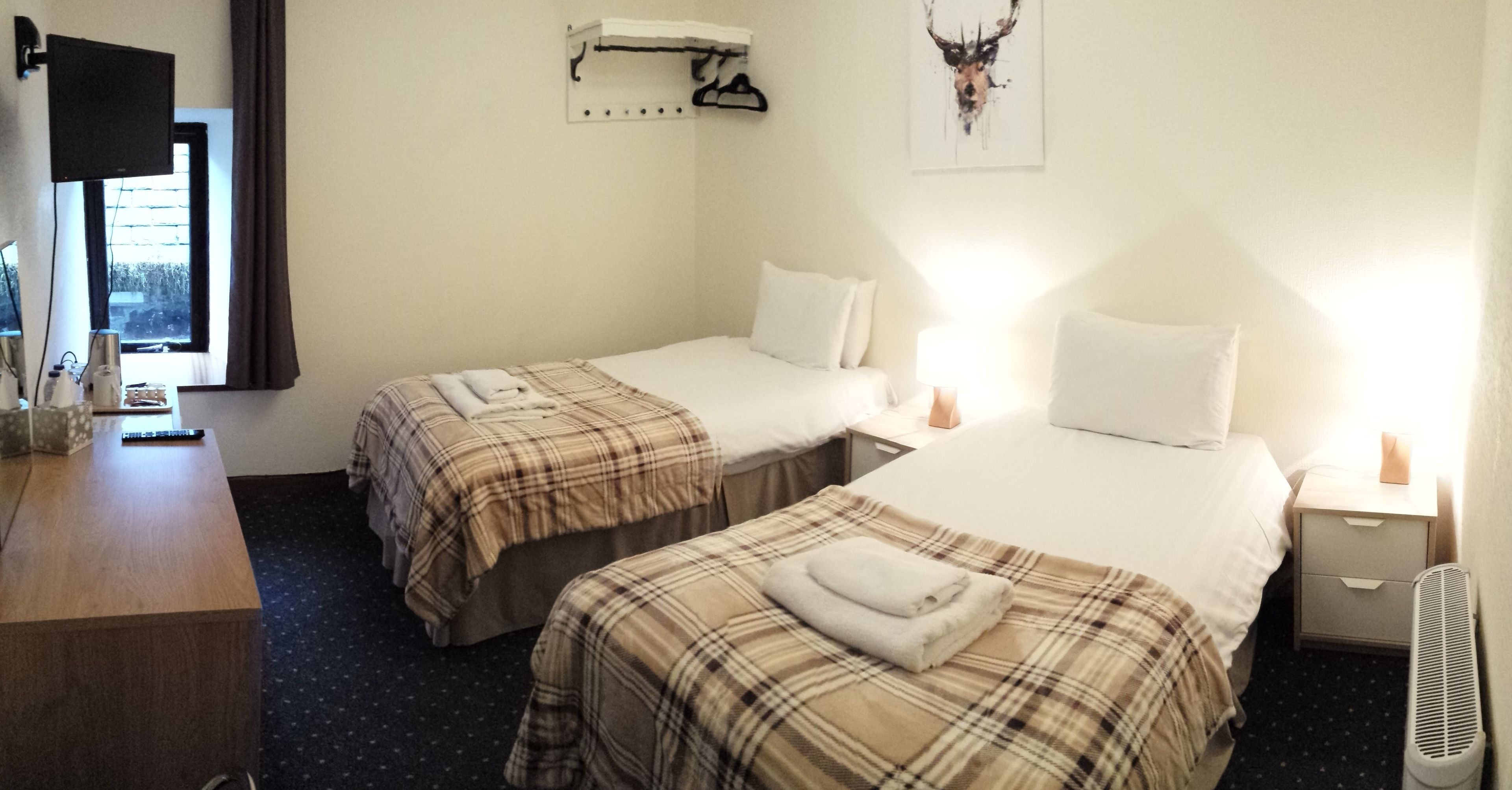 superior twin room | 1 bedroom, desk, laptop workspace, blackout curtains