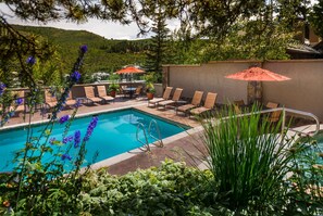 Townhome, 4 Bedrooms | Pool | Outdoor pool, a heated pool - Luxe Pines Lodge Townhome Sleeps 10 4 Bedroom Townhouse by RedAwning (Avon)