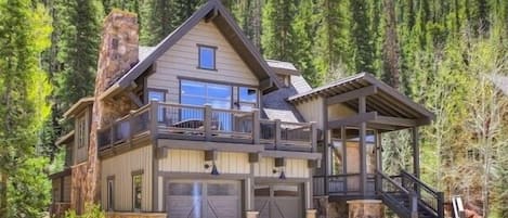 House, 4 Bedrooms | Exterior