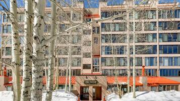Condo, 1 Bedroom | Exterior