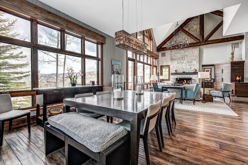 Luxury renovation! Ski-in/Ski-out 5 Br Private Townhome, Top of Bachelor Gulch - majestic view & exclusive location! by RedAwning