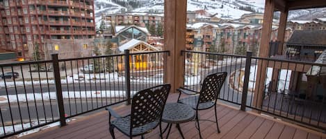 Condo, 3 habitaciones | Áreas de la propiedad