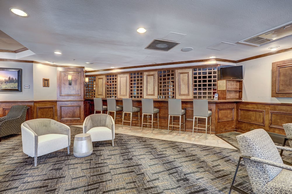 Charming 2br Steps To Snow-capped Adventures + Main St 2 Bedroom Condo by RedAwning