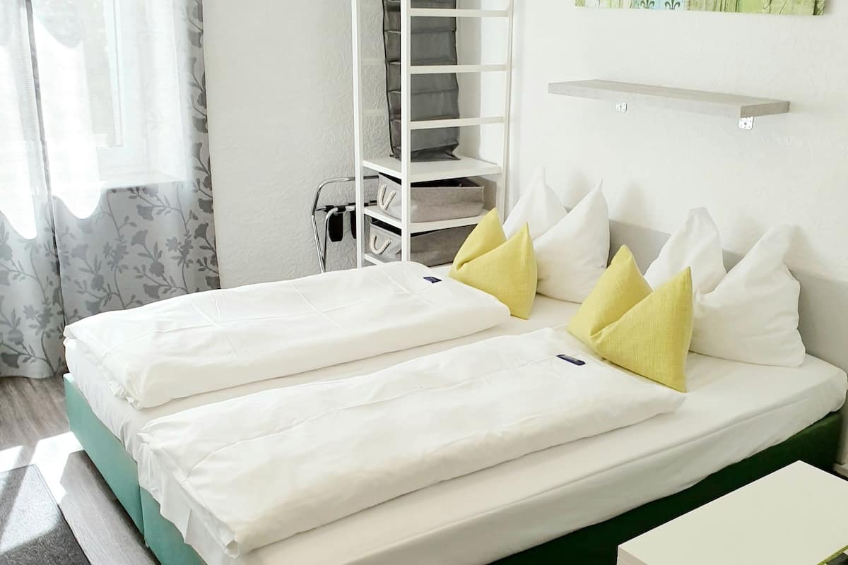 standard double room | minibar, desk, blackout curtains, free wifi