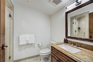 Condo, 4 Bedrooms | Bathroom