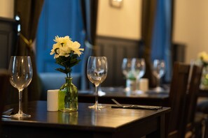 Restaurant - The Ancient Unicorn (Barnard Castle)