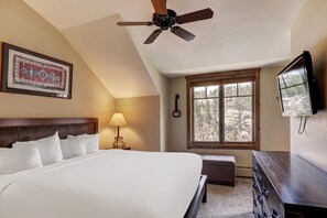 Condo, 3 Bedrooms | 3 bedrooms, iron/ironing board, free WiFi, bed sheets