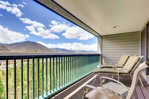 Condo, 3 Bedrooms | Property grounds - Spacious Penthouse 3br ~no Cleaning Fee~kids Ski Free! 3 Bedroom Condo by RedAwning (Keystone)