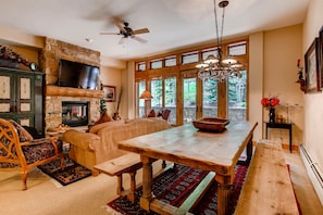 Condo, 3 Bedrooms | Dining