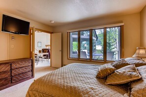 公寓式客房, 3 间卧室 | 3 多间卧室、免费 WiFi、床单