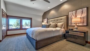 Condo, 4 Bedrooms