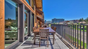Condo, 4 Bedrooms | Property grounds
