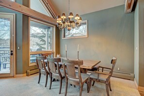 Townhome - 3 sovrum | Restauranger