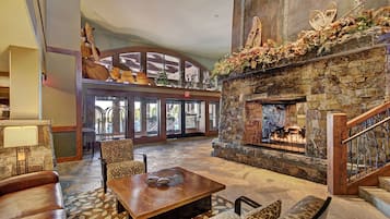 Condo, 2 Bedrooms | Interior