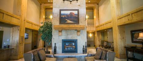 Condo, 2 Bedrooms | Interior