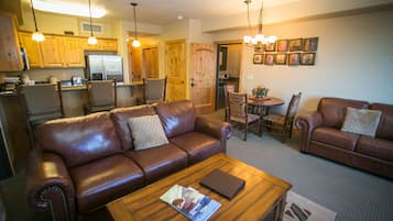 Condo, 2 Bedrooms | Living room | Flat-screen TV, fireplace, DVD player