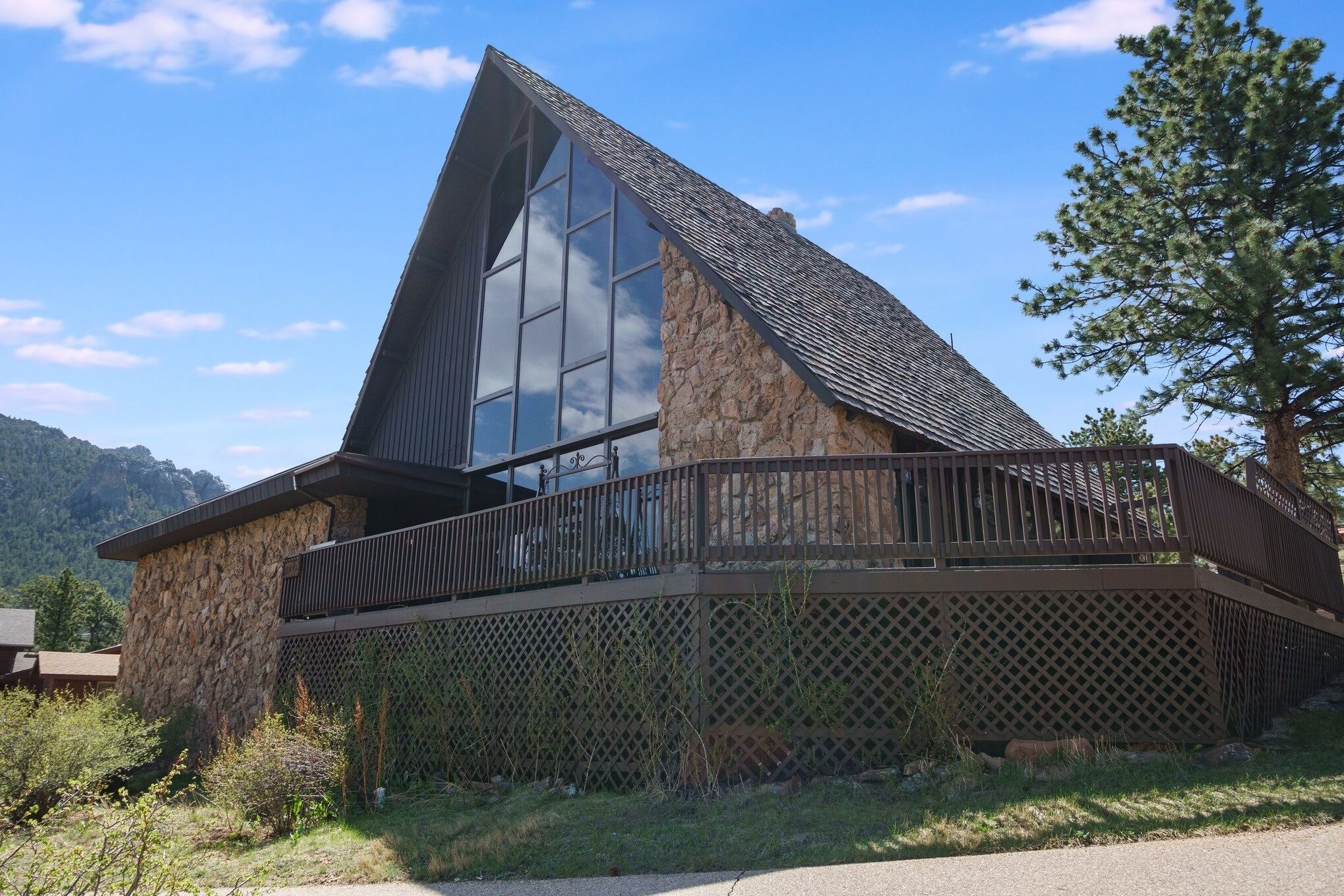 House, 3 Bedrooms | Exterior