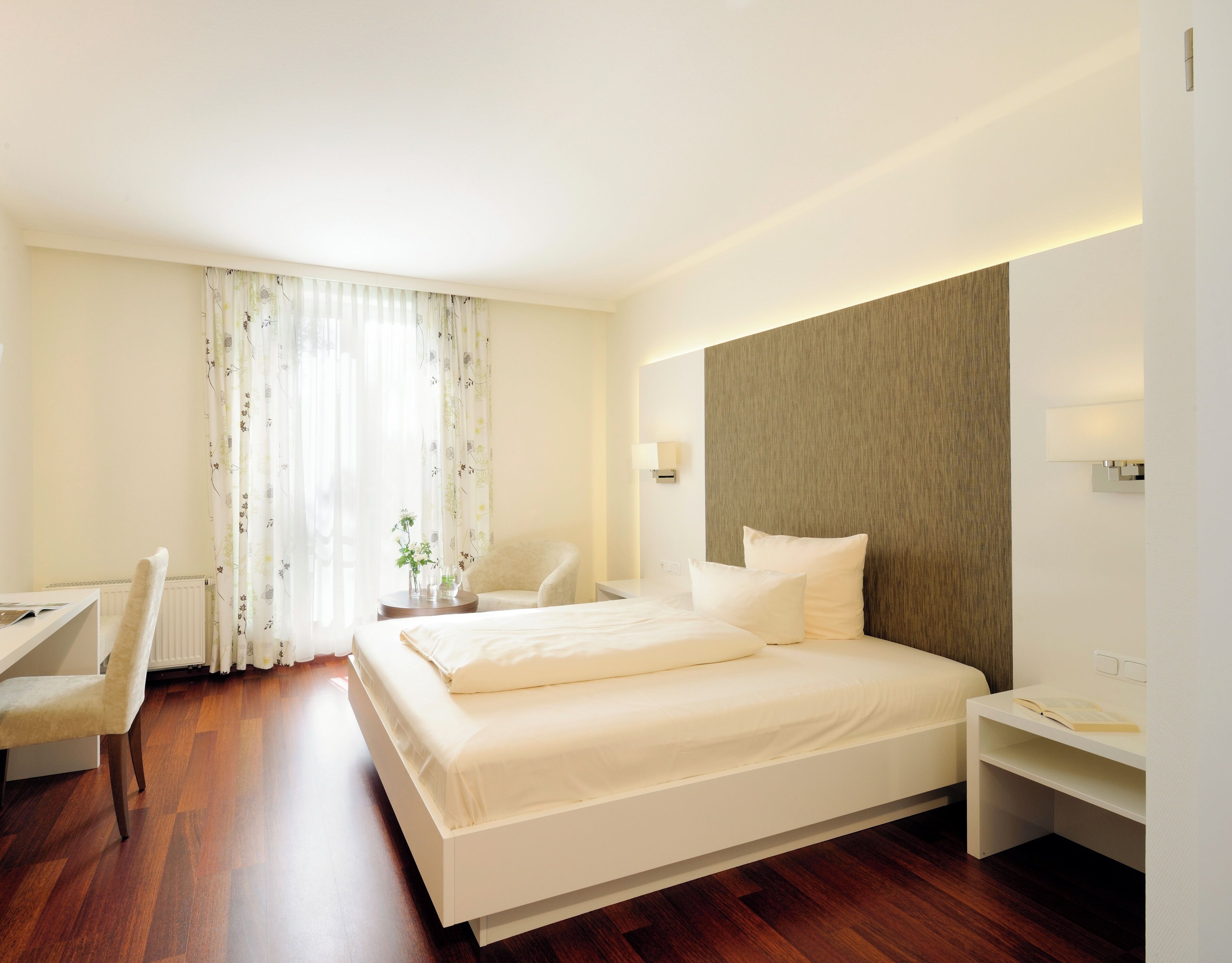 Superior Double Room | Desk, soundproofing, WiFi (free), bed sheets