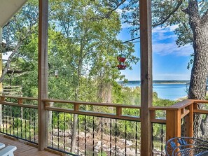 House, 2 Bedrooms | Balcony view
