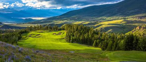 Condo, 2 Bedrooms | Golf