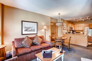 Condo, 2 Bedrooms | Living area | Flat-screen TV, fireplace, DVD player - Dakota Lodge 8513 (Keystone)