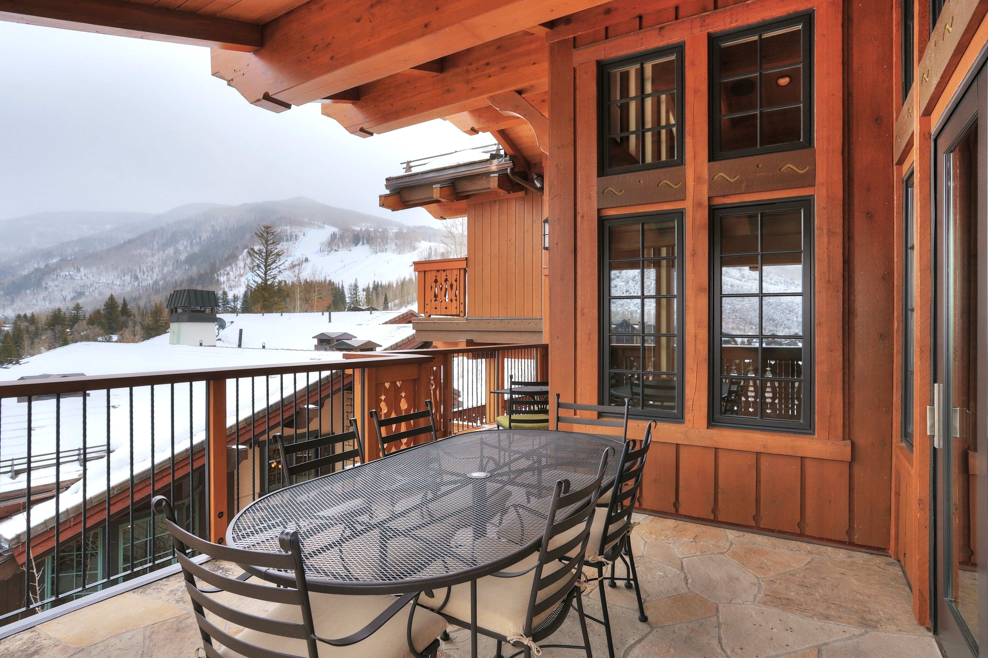 Condo, 5 Bedrooms | Property grounds