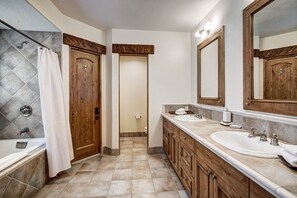 Pientalo, 5 makuuhuonetta | Kylpyhuone | Hiustenkuivaaja, pyyhkeet, sampoo