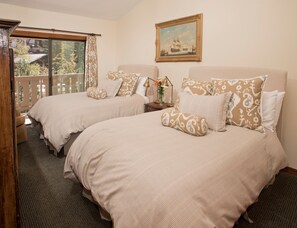 Condo, 3 chambres | 3 chambres, accĂšs au Wi-Fi (inclus), literie fournie