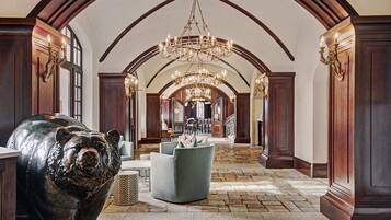 Condo, 4 Bedrooms | Interior