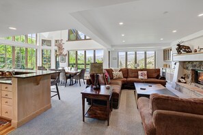 Apartment, 3 Schlafzimmer | Wohnbereich