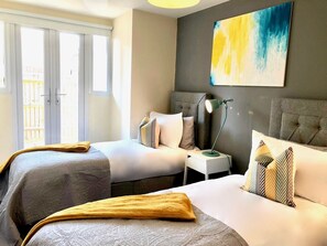 Deluxe Apartment, 2 Bedrooms, Non Smoking, Ground Floor | Hypo-allergenic bedding, pillowtop beds, individually decorated - The Rana Apartments (Oxford)