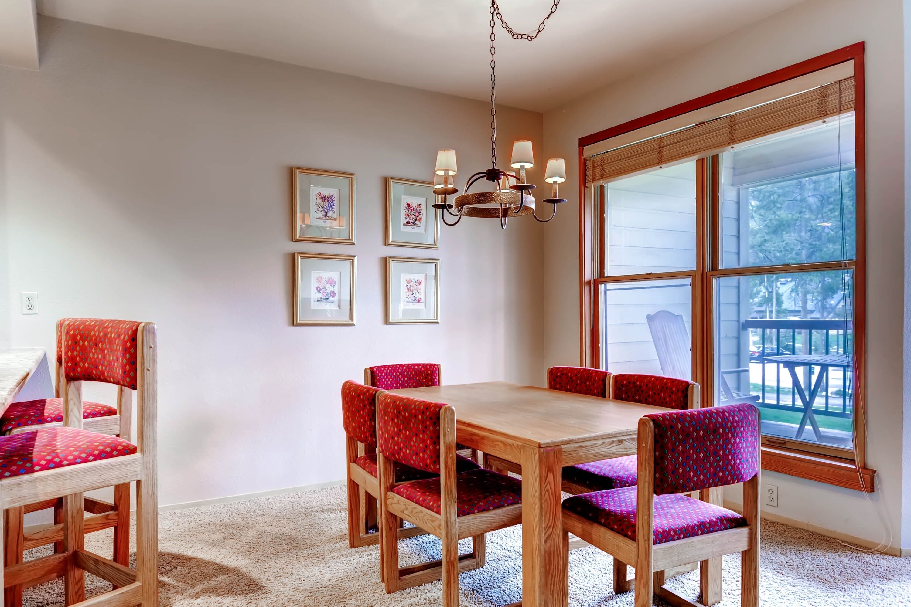 Townhome, 2 Bedrooms | Dining