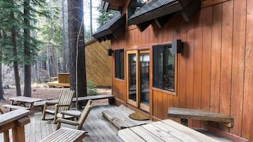 Rumah, 3 kamar tidur | Balkon