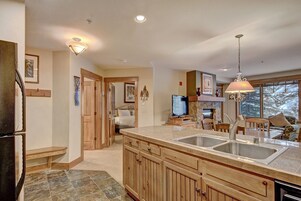 Condo, 1 Bedroom | Private kitchen | Full-size fridge, microwave, oven, dishwasher