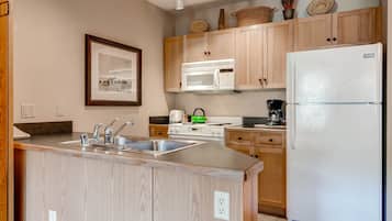 Studio | Private kitchen