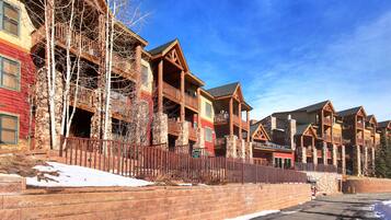 Kondominium, 3 kamar tidur | Halaman properti