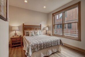 Condo, 4 chambres | 4 chambres, bureau, espace de travail pour ordinateurs portables