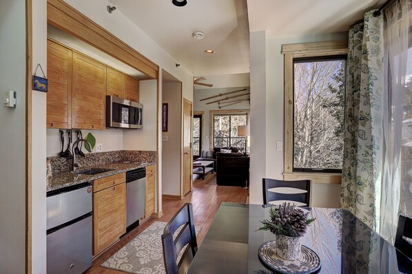 Condo, 1 Bedroom | Private kitchen | Fridge, microwave, oven, stovetop