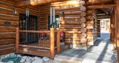 13 Bear Tree Court 5 Bedroom Home by RedAwning