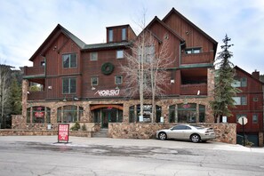 Leilighet, flere soverom | Fasade