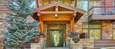 Condo, 1 Bedroom | Exterior