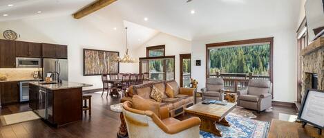 Townhome, 3 Bedrooms | Living area | TV, fireplace