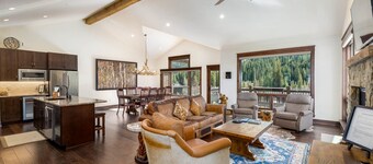 47 River Run Townhomes 3 Bedroom Townhouse by RedAwning