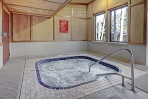 Condo, 2 Bedrooms | Spa | Hot tub