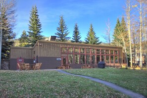 Condo, 2 Bedrooms | Exterior