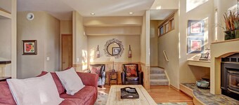 1926 Soda Springs Ii 3 Bedroom Townhouse by RedAwning