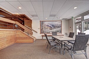 Condo, 2 Bedrooms | Interior