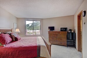 Condo, 2 Bedrooms | 2 bedrooms, desk, laptop workspace, free WiFi - Spacious, Comfortable Retreat at Copper Mountain - VS549 by RedAwning (Copper Mountain)