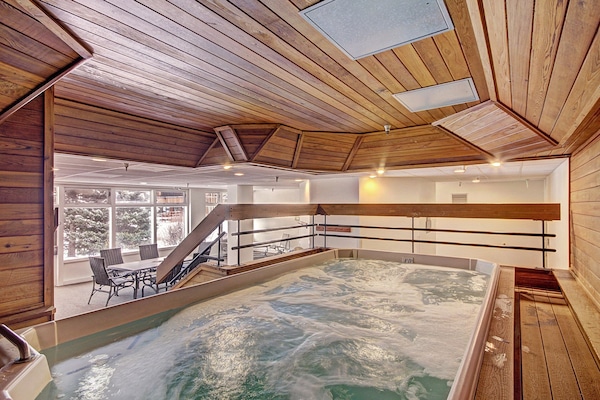 Condo, 2 Bedrooms | Indoor spa tub