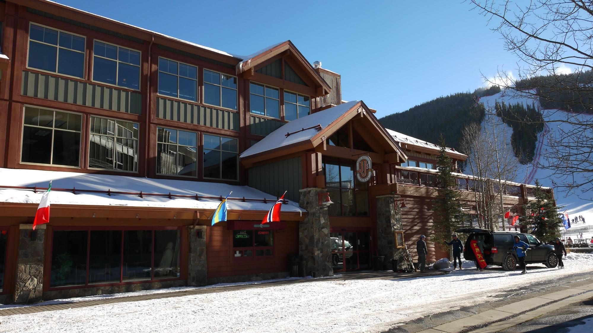 Condo, 2 phòng ngủ | Ngoại thất